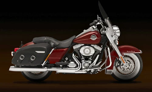 Foto de perfil del 1584 ROAD KING CLASSIC FLHRCI 2010 en color indefinido.