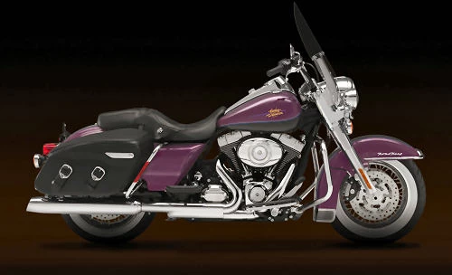 Profile photo of 1690 ROAD KING CLASSIC FLHRCI 2011 in color not defined.