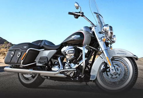 Profile photo of 1690 ROAD KING CLASSIC FLHRCI 2015 in color not defined.