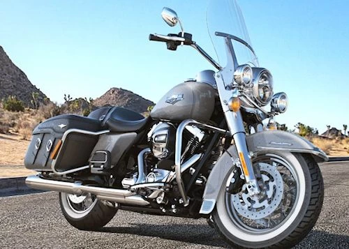 Profile photo of 1690 ROAD KING CLASSIC FLHRCI 2016 in color not defined.