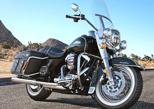 Profile photo of 1690 ROAD KING CLASSIC FLHRCI 2016 in color not defined.