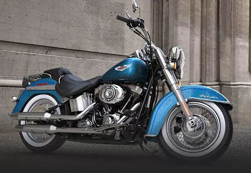 Profile photo of 1690 SOFTAIL DELUXE FLSTN 2015 in color not defined.