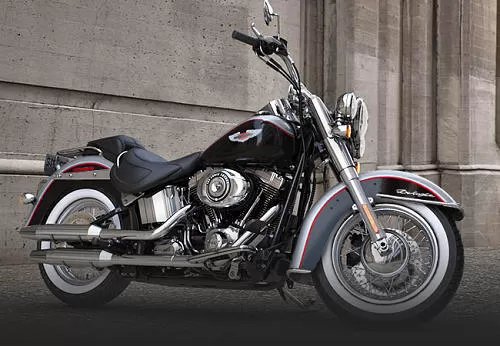 Profile photo of 1690 SOFTAIL DELUXE FLSTN 2015 in color not defined.