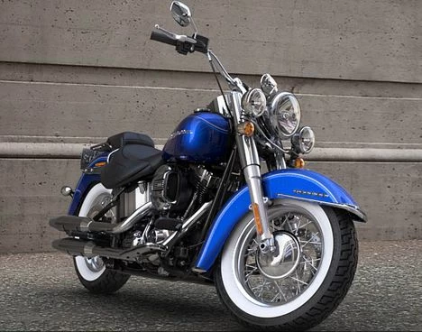 Profile photo of 1690 SOFTAIL DELUXE FLSTN 2016 in color not defined.