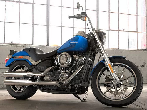 Photo de profil de la 1745 SOFTAIL LOW RIDER FXLR 2018 en couleur non défini