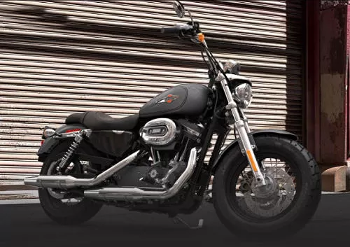 Foto de perfil del XL Sportster 1200 Custom CB 2015 en color indefinido.