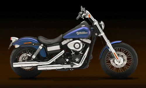 Profile photo of 1584 DYNA STREET BOB FXDB 2010 in color not defined.