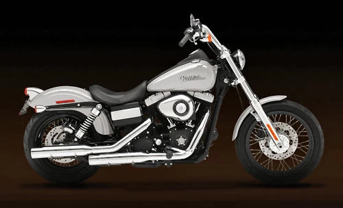 Profile photo of 1584 DYNA STREET BOB FXDB 2011 in color not defined.