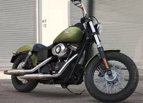 Foto de perfil del 1690 DYNA STREET BOB FXDB 2016 en color indefinido.