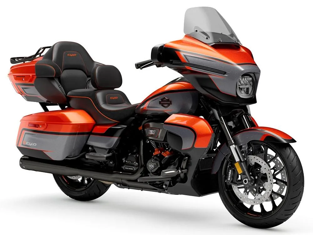 Harley-Davidson CVO 1980 Street Glide Limited FLHXLSE 2026, reviews