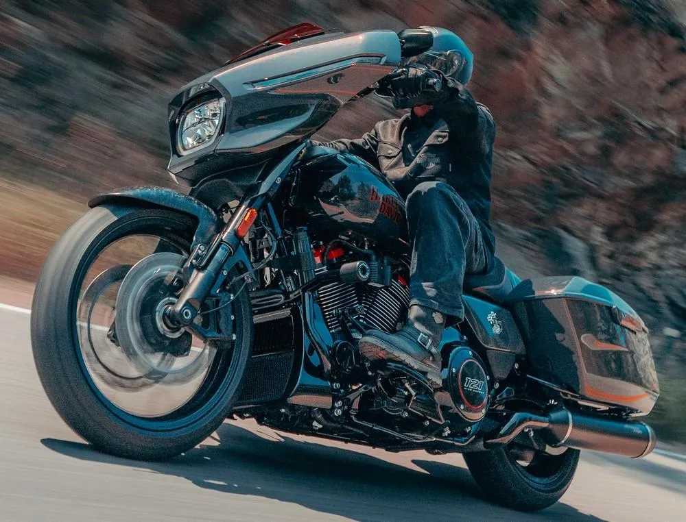 80s✨Harley-Davidson USA製 フェード ブラック 11963-CVO-1980-Street-Glide-ST