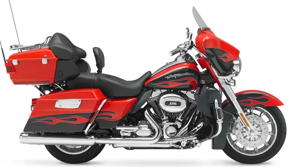 CVO ELECTRA GLIDE ULTRA CLASSIC 1800 FLHTCUSE5 2010, reviews, photos