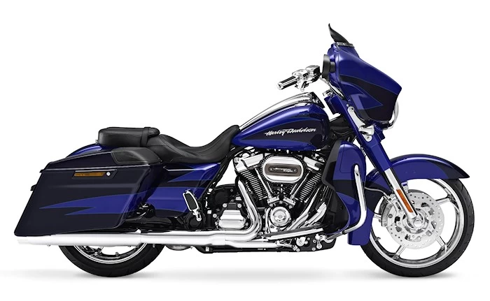 Harley-Davidson CVO 1870 STREET GLIDE FLHXSE 2017 - Motorcycle