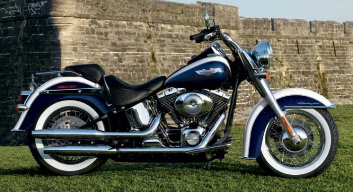 ハーレー、FLT.1450cc.2006年式 2006年式 ツーリング FLHT 年式別モデルカタログ | バージンハーレー
