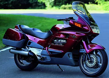 Photo of Honda ST 1100 PAN EUROPEAN 1997