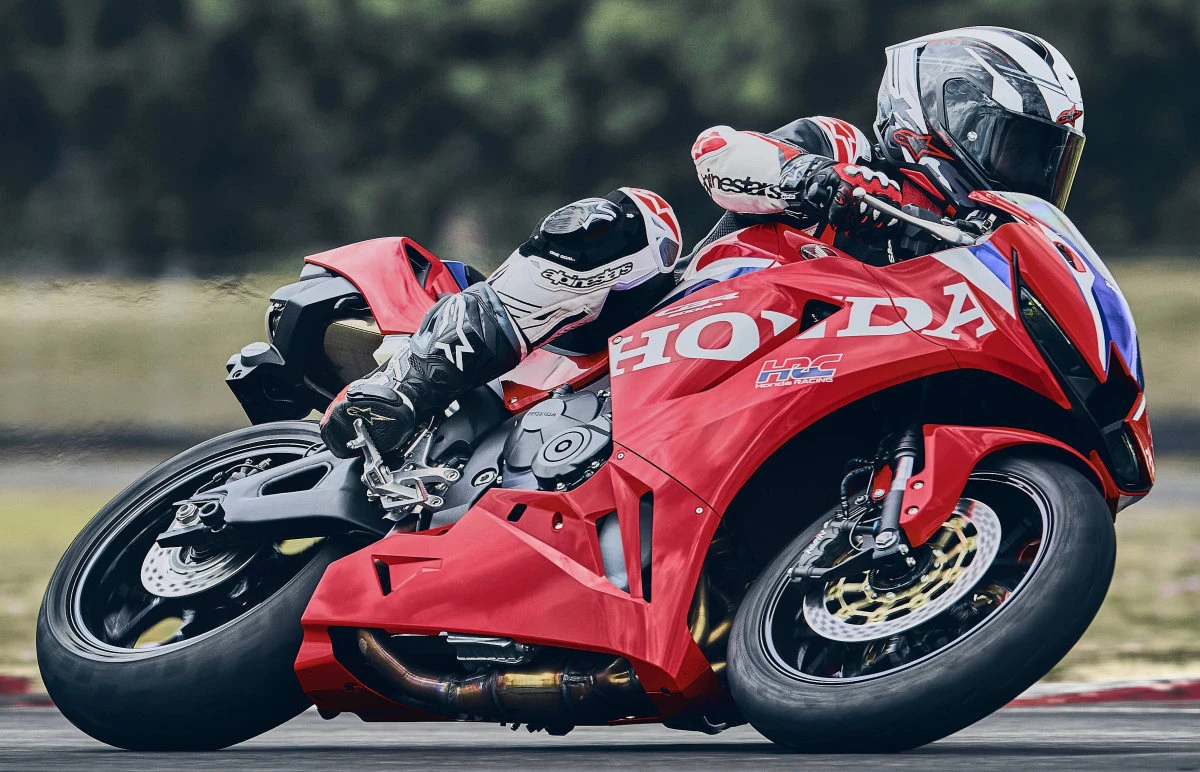 Honda CBR 600 RR 2027 - 12
