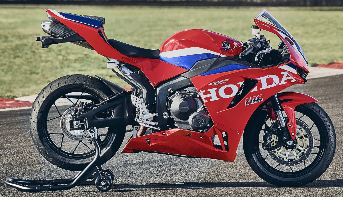 Honda CBR 600 RR 2027 - 15