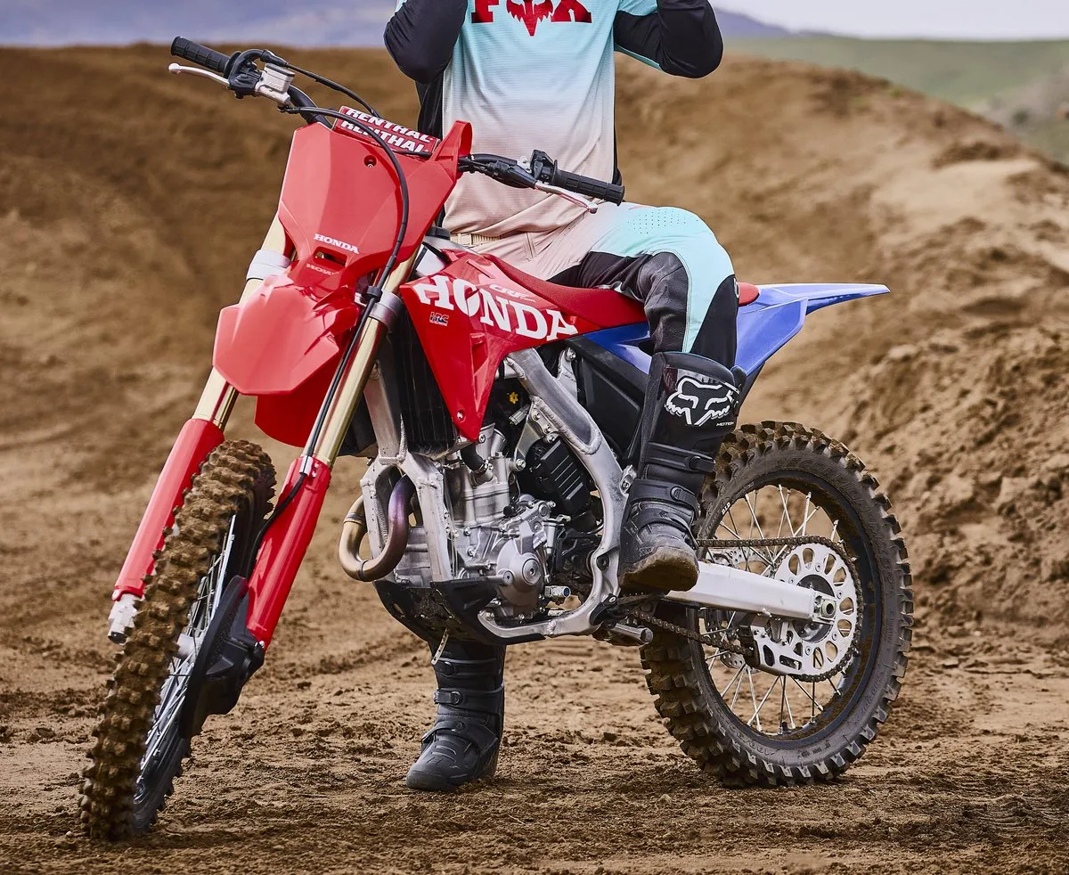 Honda CRF 250 R 2027 - 9
