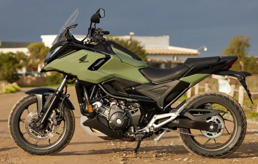 Honda NC 750 X 2025 - profile