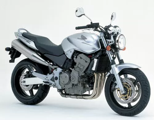 Foto de perfil del CBF 900 HORNET 2004 en color gris.