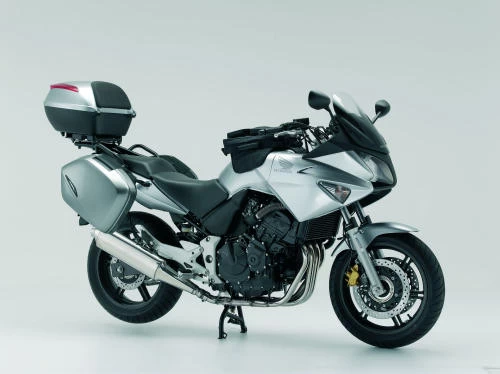 Foto de perfil del CBF 600 S 2007 en color indefinido.