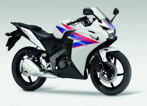 Profile photo of CBR 125 R 2012 in color not defined.