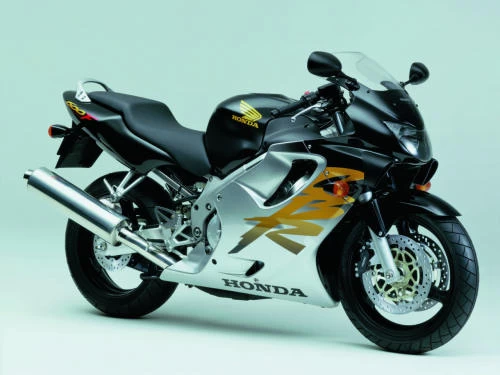 Profile photo of CBR 600 F 1999 in color not defined.