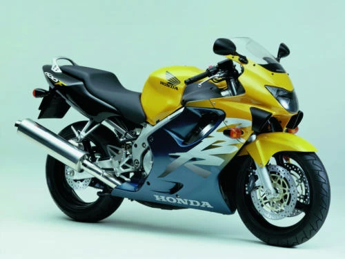 Profile photo of CBR 600 F 1999 in color not defined.