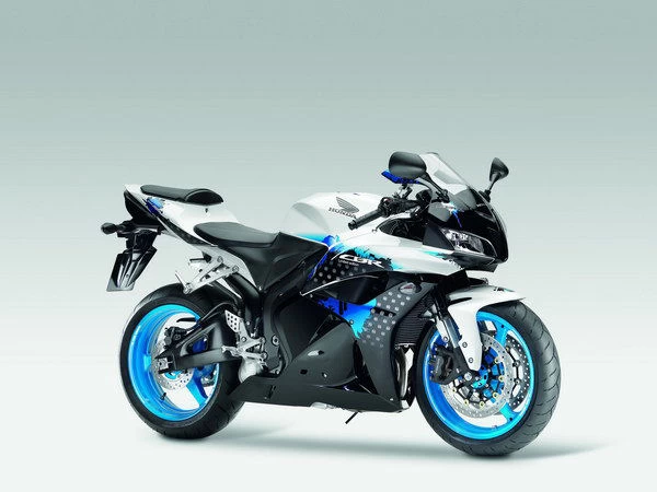 Profile photo of CBR 600 RR 2009 in color white / blue.