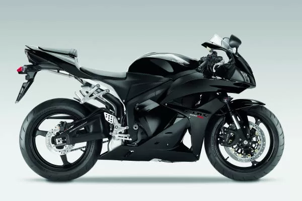 Profile photo of CBR 600 RR 2010 in color not defined.