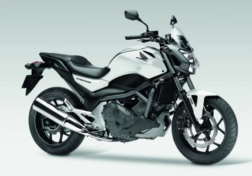 Profile photo of NC 700 S 2012 in color not defined.