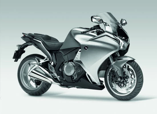 Foto de perfil del VFR 1200 F 2010 en color indefinido.