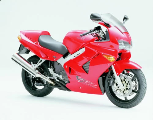 Foto de perfil del VFR 800  RC 46 2000 en color indefinido.