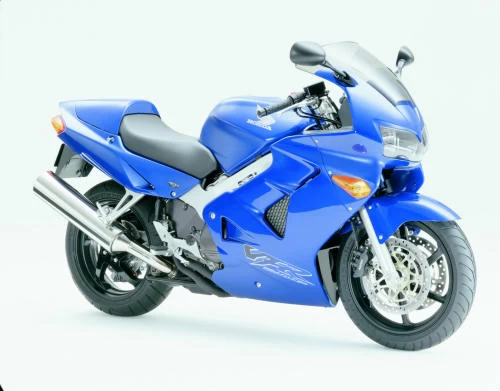 Foto de perfil del VFR 800  RC 46 2000 en color indefinido.