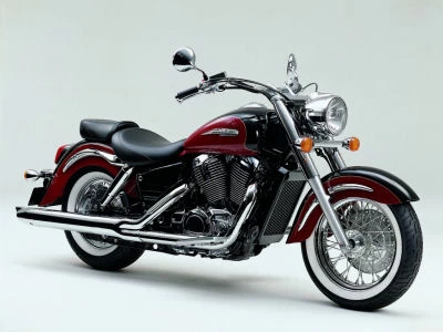 Foto de perfil del VT 1100 C3 Shadow 1998 en color indefinido.