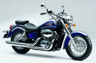 Photo de profil de la VT 750 SHADOW C2 1998 en couleur non défini