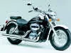 Photo de profil de la VT 750 SHADOW C2 2000 en couleur non défini