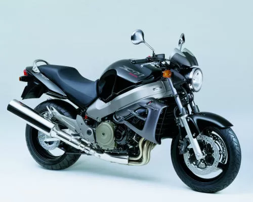 Foto de perfil del X-11 CB 1100 SF X-Eleven 1999 en color indefinido.