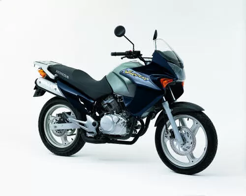 Profile photo of 125 VARADERO XLV 2004 in color not defined.