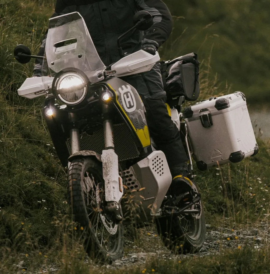 Husqvarna Norden 901 Expedition 2026 - 5