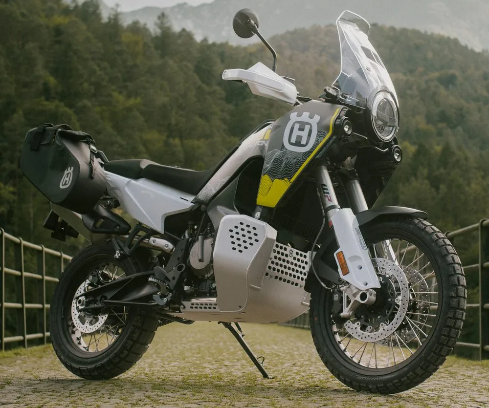 Husqvarna Norden 901 Expedition 2026 - 6