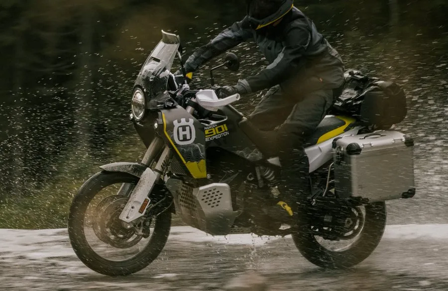 Husqvarna Norden 901 Expedition 2026 - 15