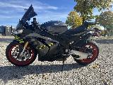 RSV4 1100 2025