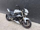 STREET TRIPLE 675 2016