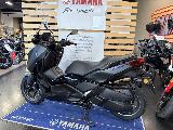 XMAX 300 2025