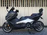 Yamaha XP TMAX 560