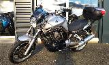 BT 1100 BULLDOG 2004