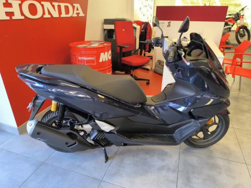 Honda PCX 125 2025 for 3090 in ETUPES - Used