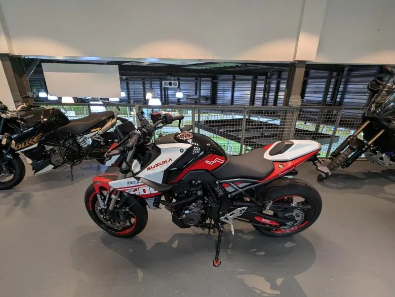 Suzuki GSX8S 2024 à 6200€ sur ANGLET
