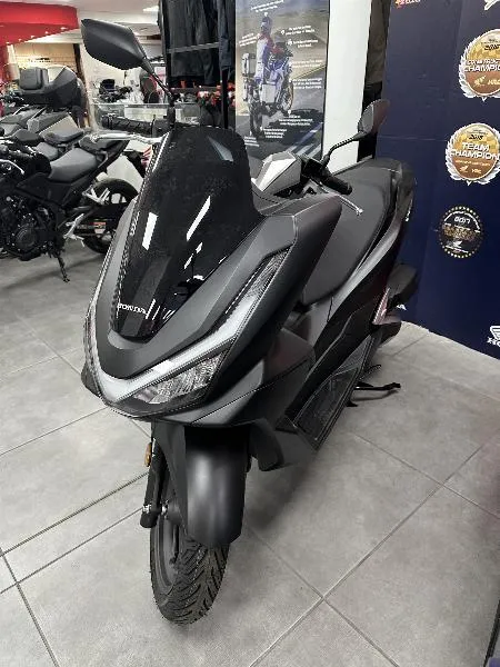 Honda PCX 125 2026 à 3300€ sur ASNIERES SUR SEINE